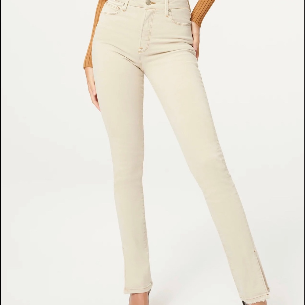 Good American *BRAND NEW WITH TAG* 33" INSEAM | Ivory demin stretch